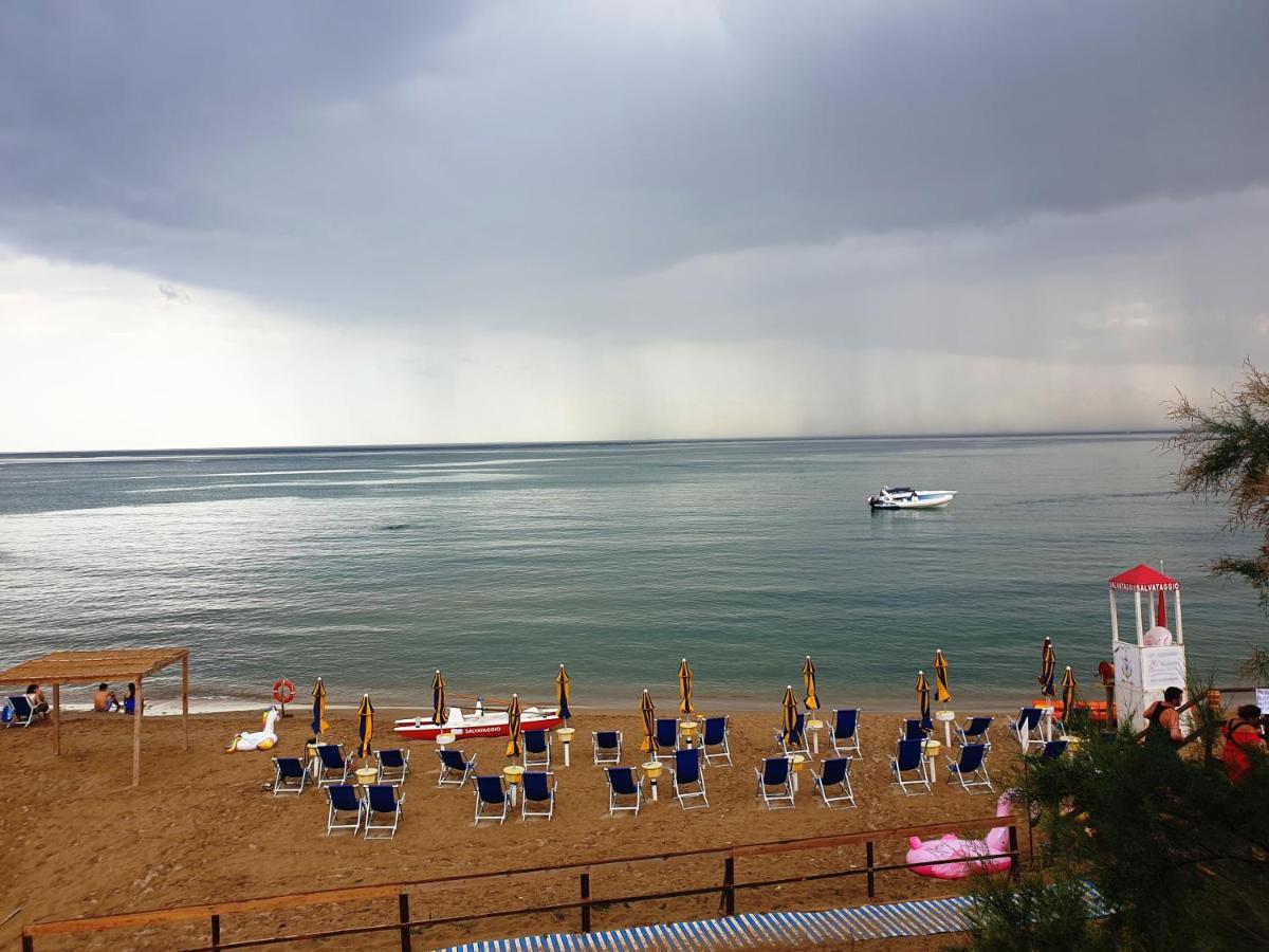 Resort ' Njulella Migliarello Екстериор снимка